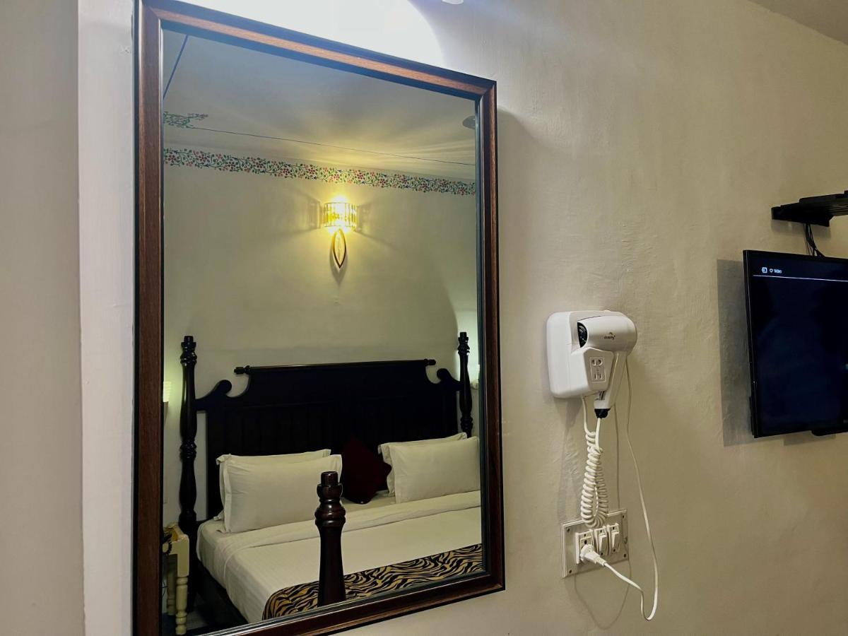Hotel The Tiger Ουνταϊπούρ Εξωτερικό φωτογραφία