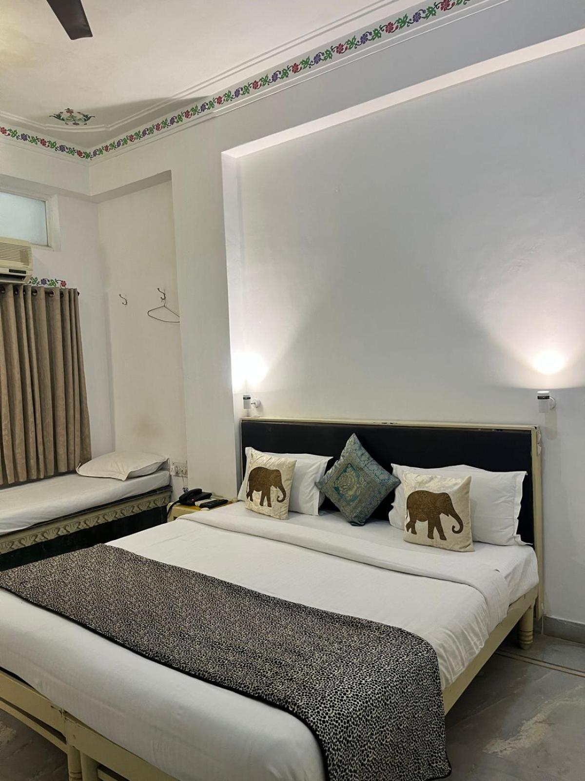 Hotel The Tiger Ουνταϊπούρ Εξωτερικό φωτογραφία