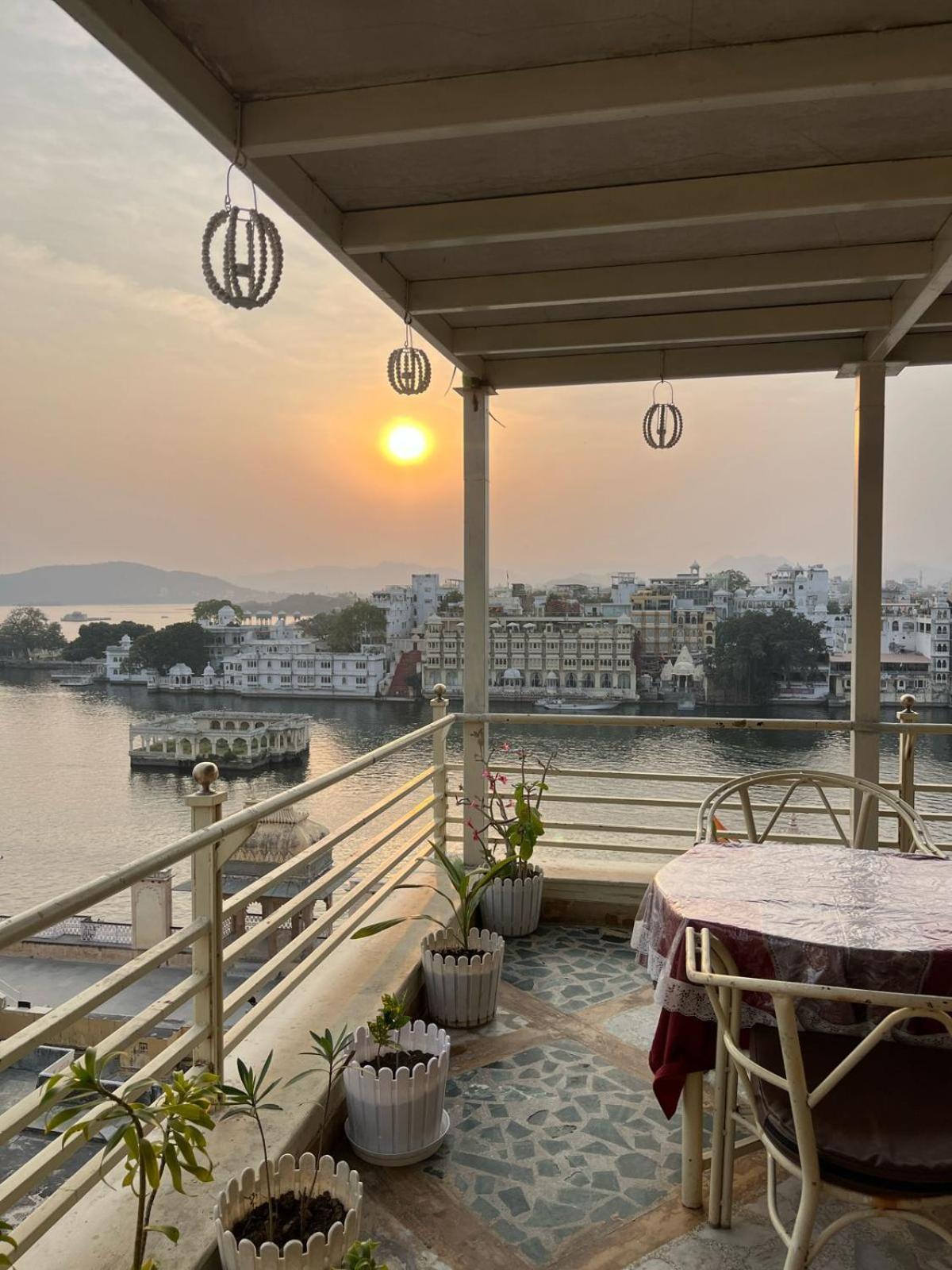 Hotel The Tiger Ουνταϊπούρ Εξωτερικό φωτογραφία